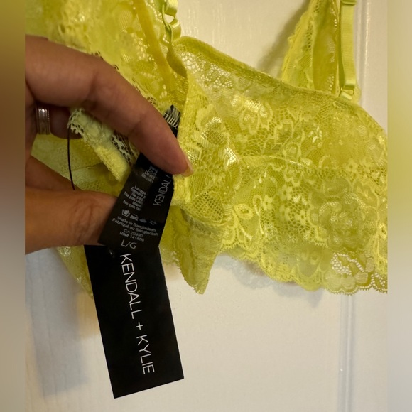 NWT - Kendall & Kylie Lace bralette - Picture 2 of 5